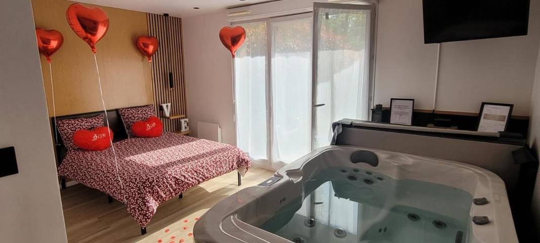 Appartement de vacances pour 2 personnes, avec jacuzzi ainsi que terrasse et jardin