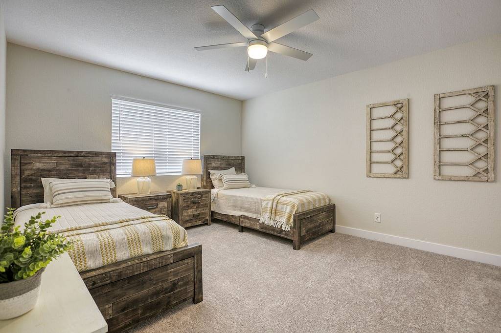 Modern, Fully Renovated 4 Bedroom House in Las Vegas, Red Rock Canyon
