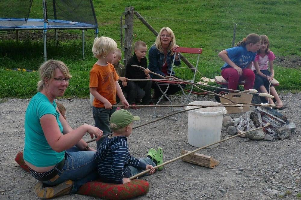 Ganze Wohnung, Ferienhof Fink - Ferienwohnung Kleeblatt in Opfenbach, Bayerisch Schwaben