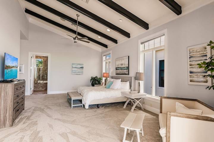 Vacation house for 12 people, with yard and balcony in Bonita Springs