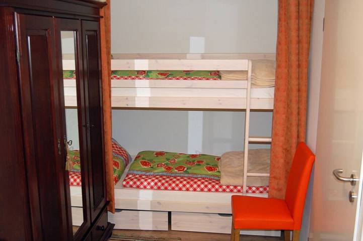 Ferienhaus für 4 Personen, mit Garten in Neukalen - 2