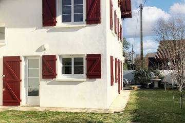 Gîte pour 4 personnes, avec jardin à Arcangues