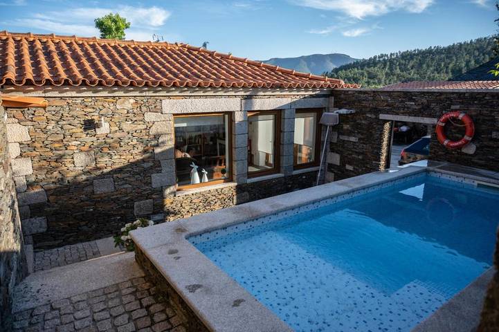 Maison de vacances pour 6 personnes, avec piscine ainsi que balcon et vue - 1