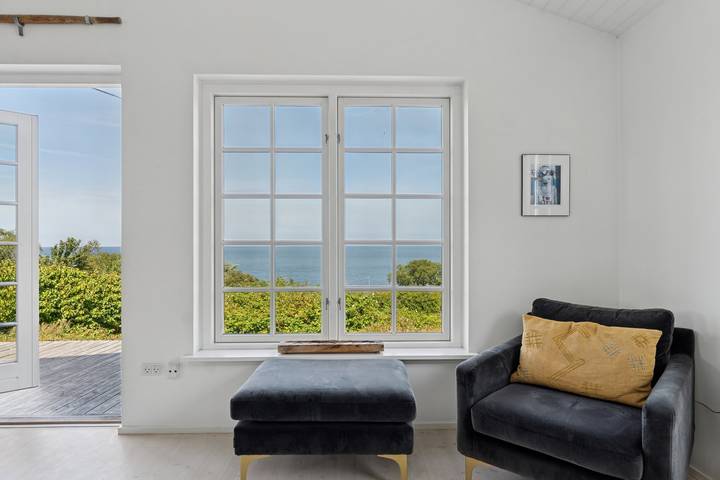 Vue mer magique – de la terrasse à l’horizon in Listed, Svaneke