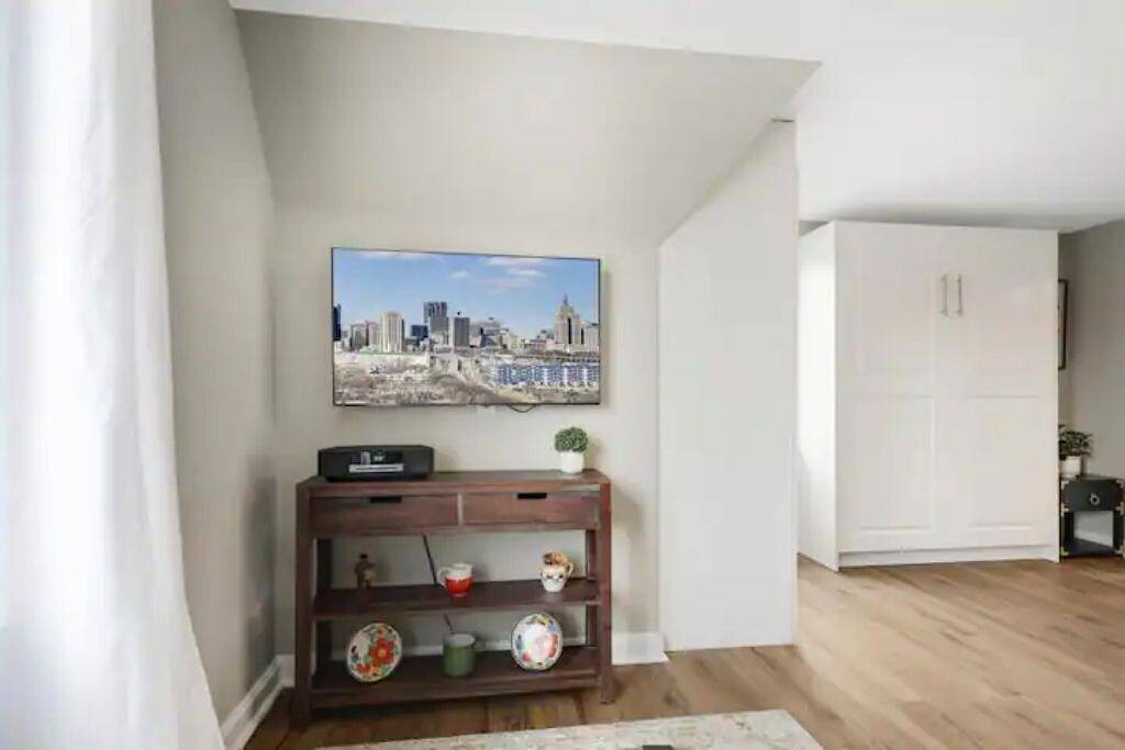 Ganze Wohnung, Cozy and Comfortable New Prague Suite in Le Sueur County