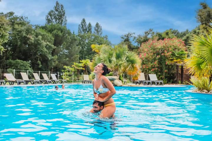 Camping für 10 Personen, mit Pool und Terrasse, mit Haustier in Südfrankreich - 3