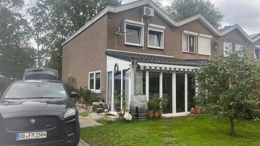 Ferienhaus für 4 Personen, mit Terrasse und Garten sowie Whirlpool