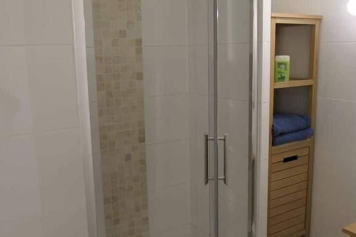 Entire apartment, Studio 116 Cocooning de 22m²+ Parking Sécurisé in Carquefou, Nantes region