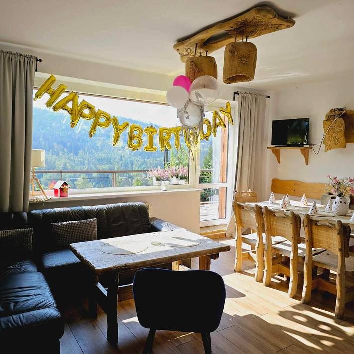 Dom dla 14 osób, z basen i jacuzzi oraz balkon i sauna - 1