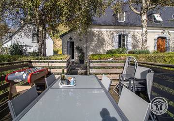 Gîte pour 8 personnes, avec terrasse et jardin, animaux acceptés à Arrodets-ez-Angles