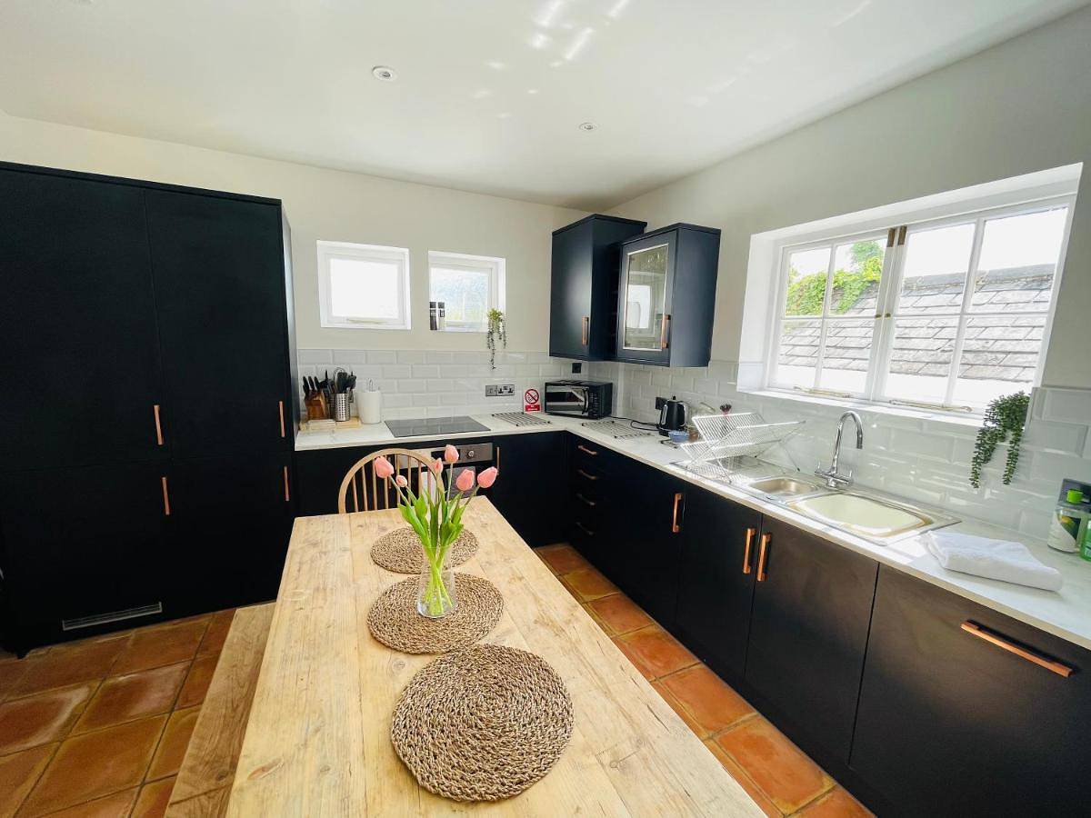 Three-Bedroom House in Exeter, Devon