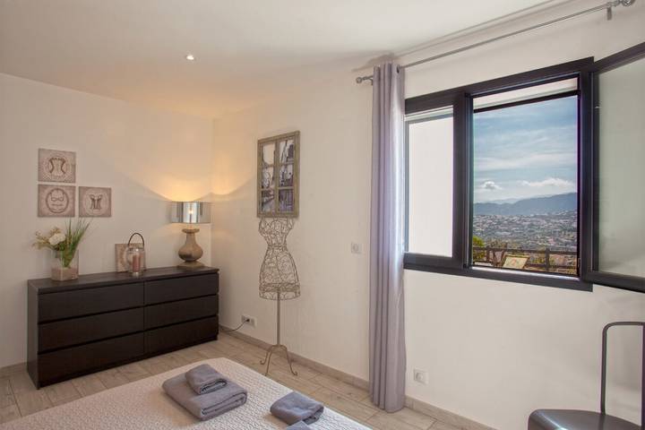 Ferienwohnung für 4 Personen, mit Garten und Terrasse, kinderfreundlich in L'Île-Rousse - 4