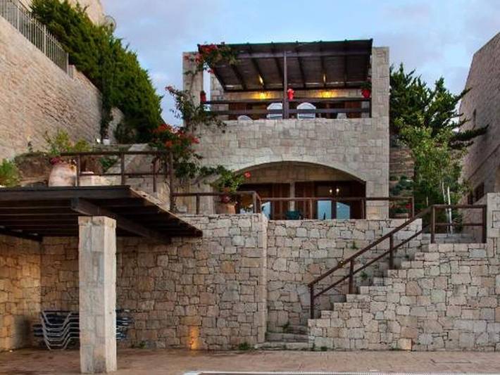 Ferienhaus für 4 Personen, mit Balkon und Terrasse sowie Garten und Pool