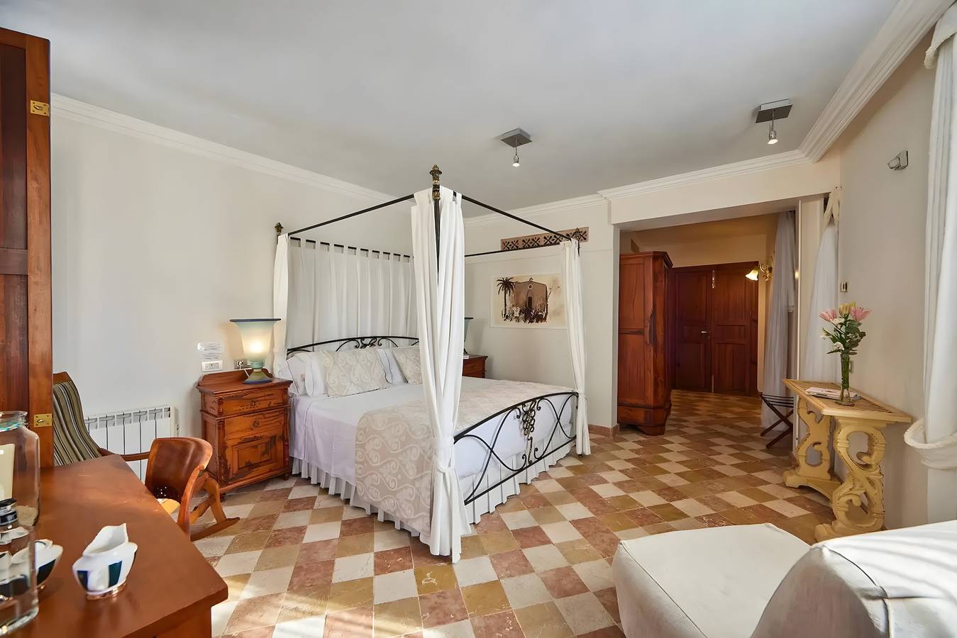 Room 'Doble Superior' with Shared Pool, Shared Terrace and Air Conditioning in Pollença Town, Pollença