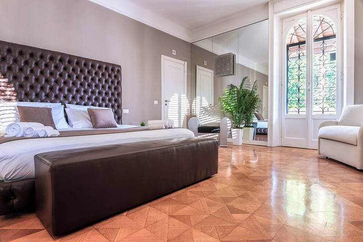 Villibera – Liberty Design Villa with Spa, Cinema, Gym & Game Room | Sleeps 20 in Cesano Maderno, Brianza