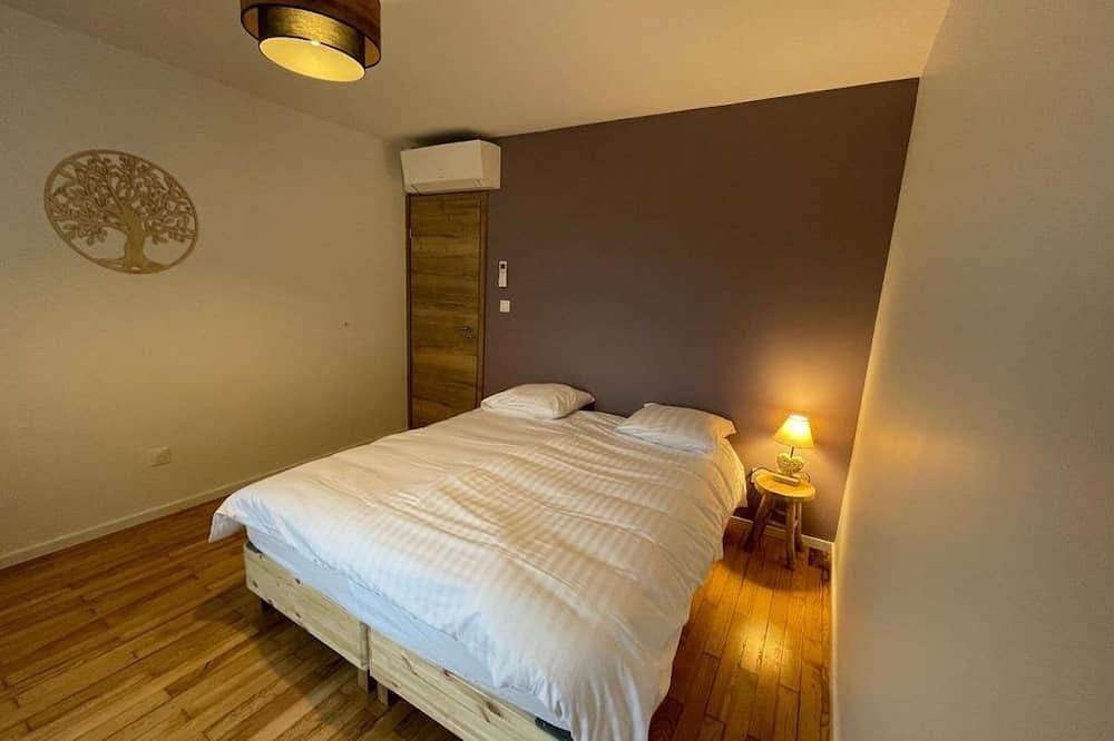 Entire apartment, Gîte with view of Mont St Odile for 4-6 people. in Bernardswiller, Sélestat-Erstein region