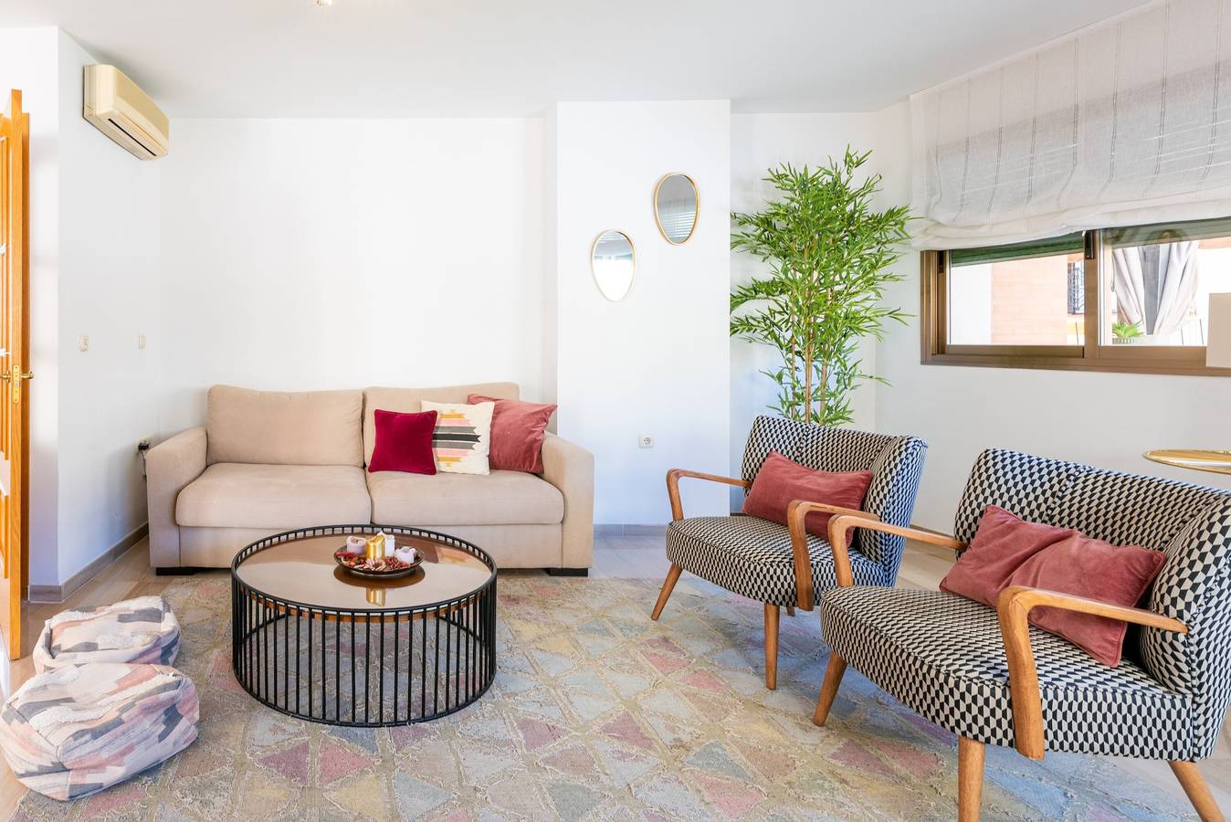 Entire apartment, Holiday Apartment "Terraza Larios" with Wi-Fi, Terrace & Balcony in Malaga Centro Historico, Malaga