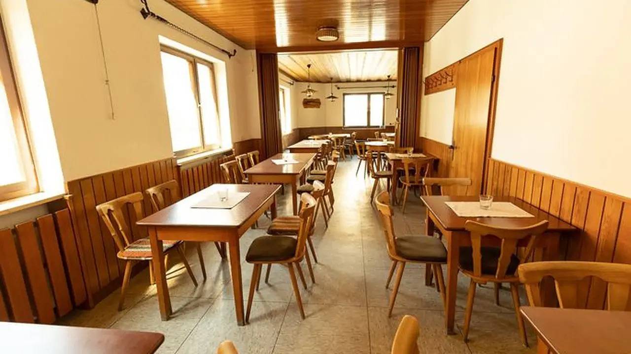 Einzelzimmer für 1 Person (8 m²) in Hollfeld in Fränkische Schweiz