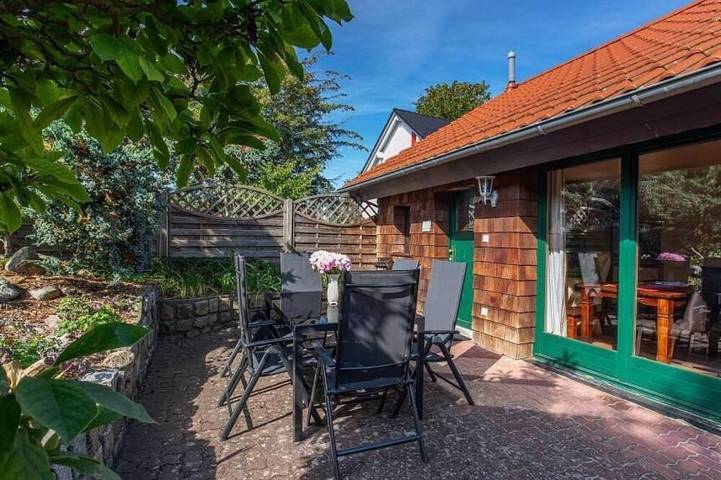 Bauernhof für 5 Personen, mit Terrasse und Garten in Prerow