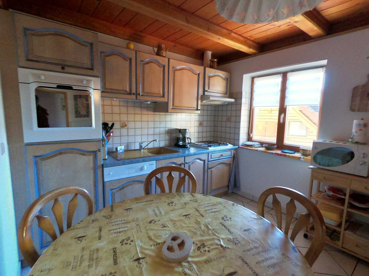 Geheel appartement, Haalbaar appartement in Soultzeren met uitzicht op bergen in Soultzeren, Parc naturel régional des Ballons des Vosges