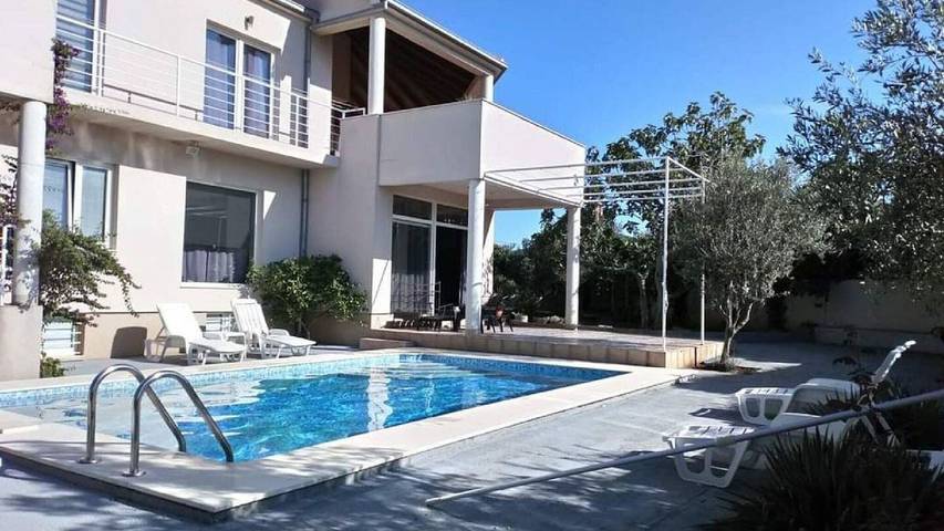 Vakantiewoning voor 2 personen, met zwembad en balkon op Korcula