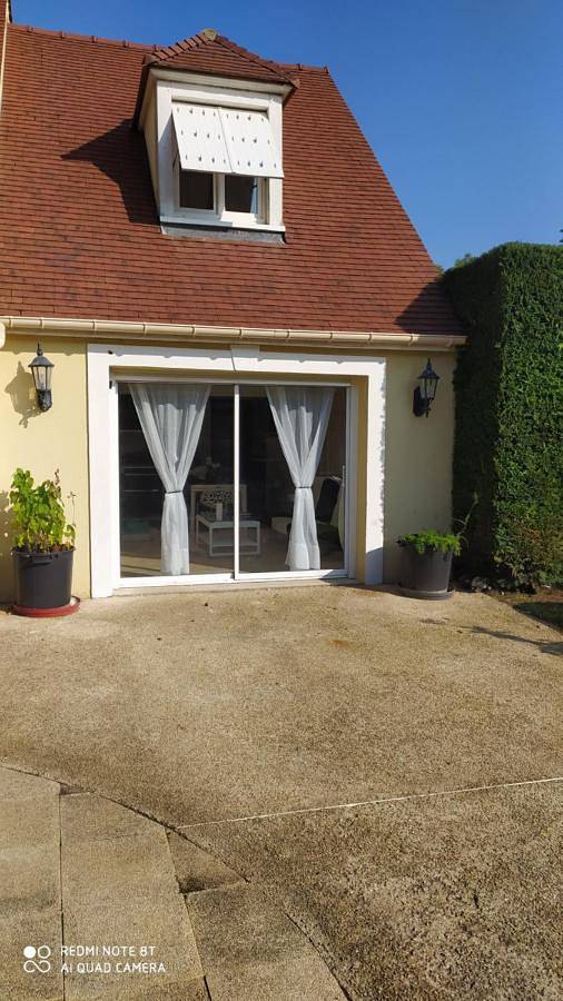 Location de vacances pour 6 personnes, avec Terrasse et Jardin à Réau - 3