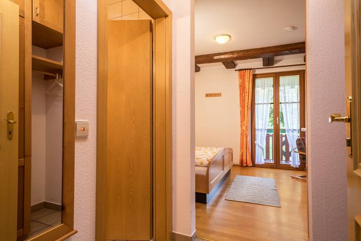 Ferienwohnung für 2 Personen, mit Garten und Sauna in Owingen - 2