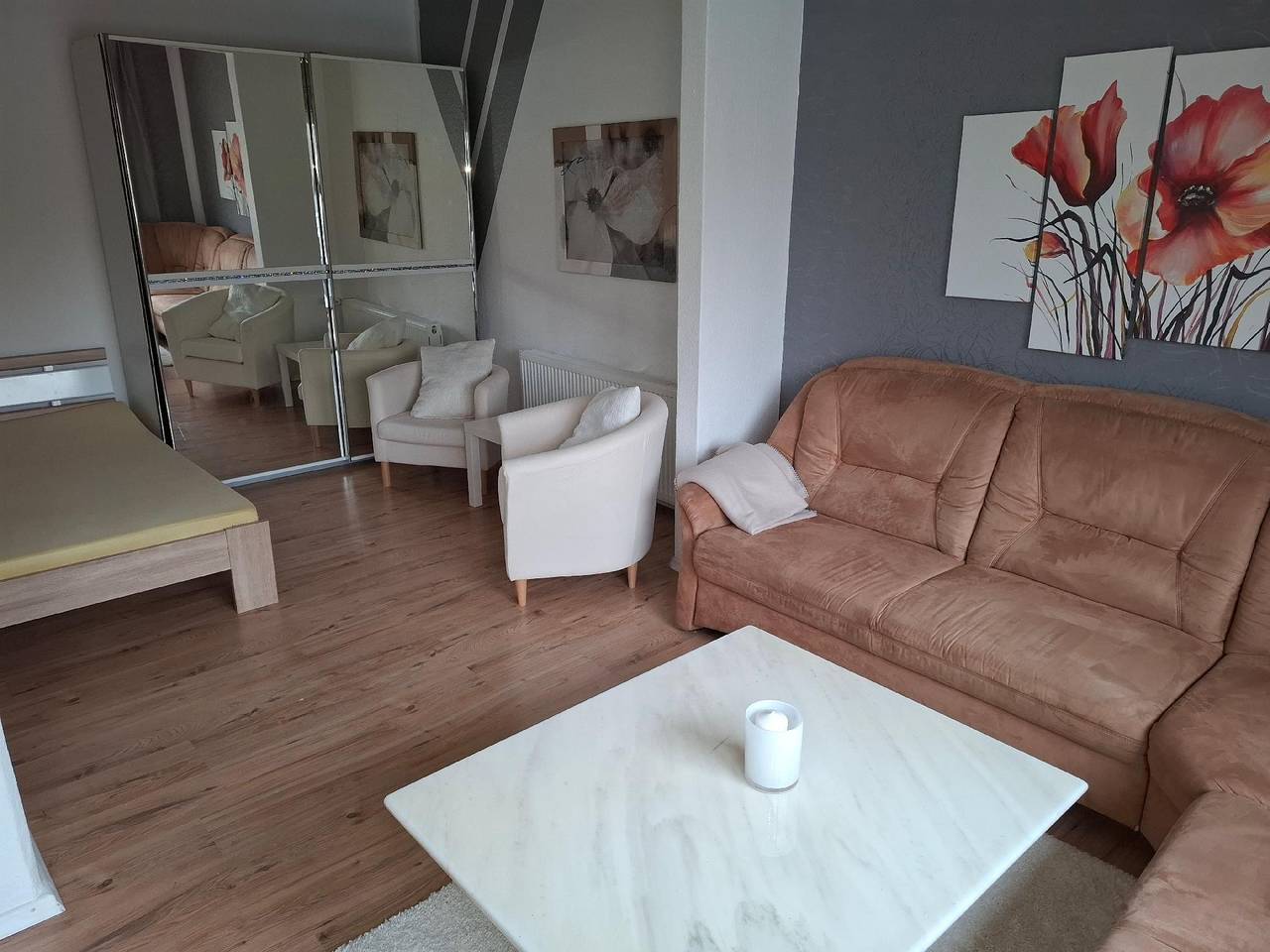 Ganze Ferienwohnung, Private Ferienwohnung in Nordenham, großer Balkon in Nordenham, Wesermarsch