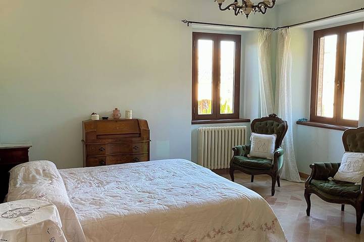 Casa Estelo, immersa in un'oasi di tranquillità ideale per famiglie in Ponzano di Fermo, Provincia di Fermo