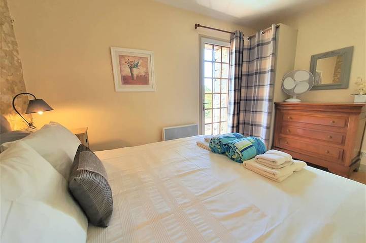 Gîte pour 4 personnes, avec jardin ainsi que piscine et terrasse à Razac-d'Eymet - 3