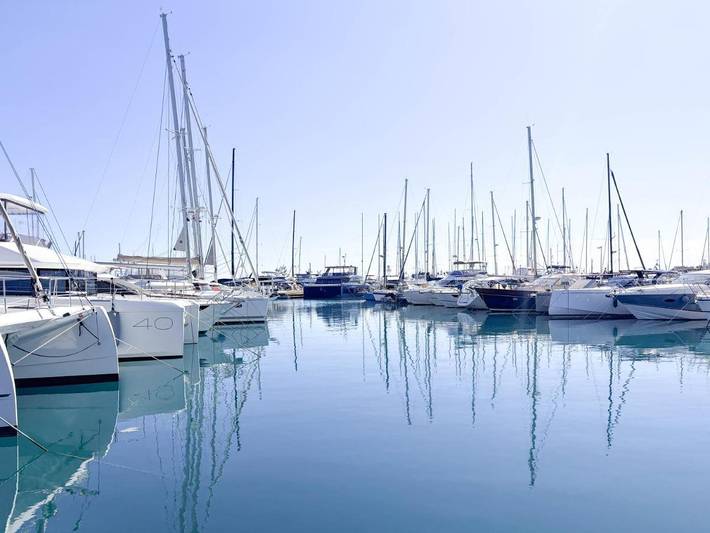 Gîte pour 4 personnes, avec vue dans Gare D Antibes