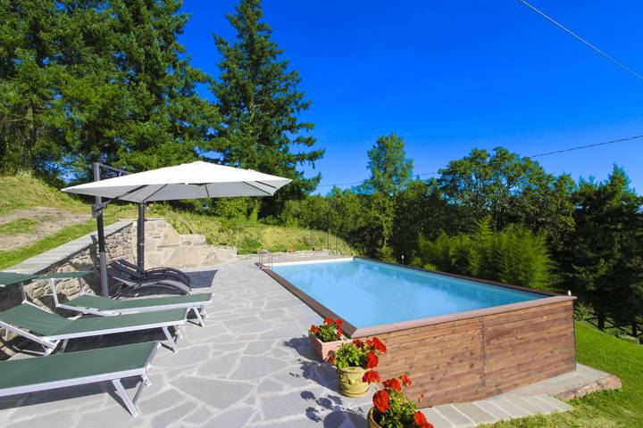 Villa für 8 Personen mit Pool in Castel Focognano, Casentino