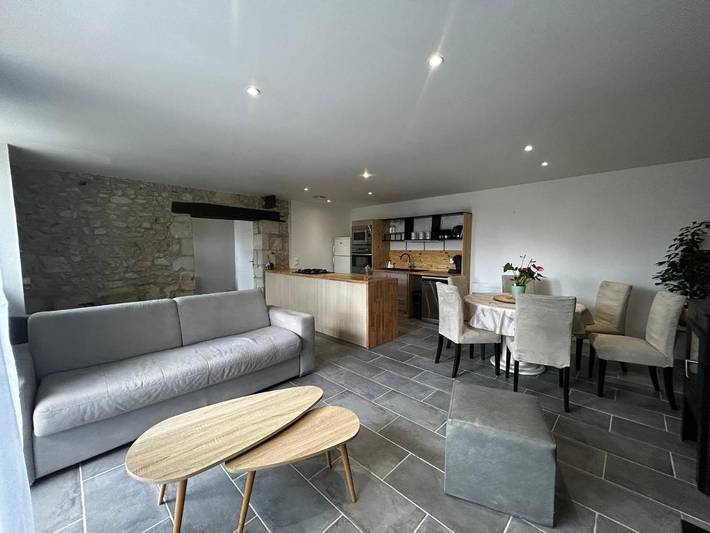 Location de vacances pour 6 personnes, avec terrasse à Senillé