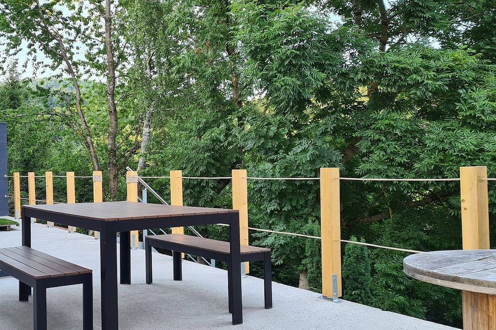 Traumhaftes Chalet mit Aussen-Whirlpool. Seid 2023 Neu: Aussen-Sauna!! in Gersfeld, Rhön-Hessen
