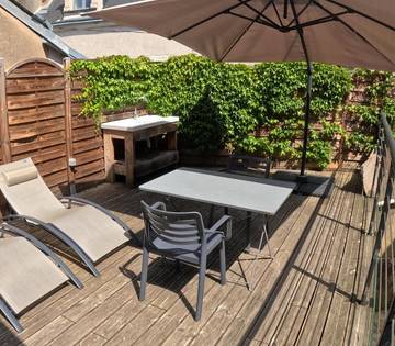 Gîte pour 2 personnes, avec jardin ainsi que terrasse et vue à Beaugency