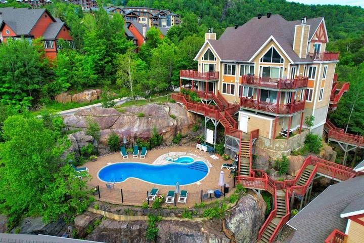 Apartamento de vacaciones para 7 personas, con vistas además de balcón y piscina - 1