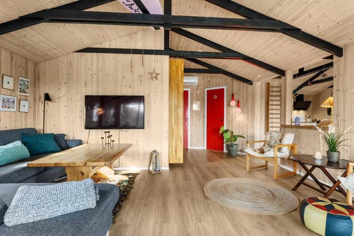 Ernavej 4A, Lovely Holiday Home for Rent in the First Dune Row in Løkken, Hjørring Kommune
