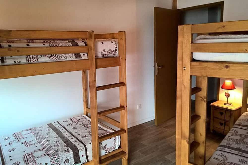 Appartement entier, À 160m des pistes de ski, 1er étage, balcon, casier à ski, 90m², La Norma in La Norma, Villarodin-Bourget