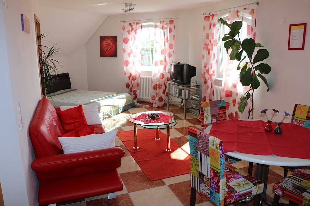 Ganze Wohnung, Ferienwohnung Vogesenblick, 50qm, 1 Schlafraum - Ferienwohnung Kunst in Europa-Park, Mahlberg