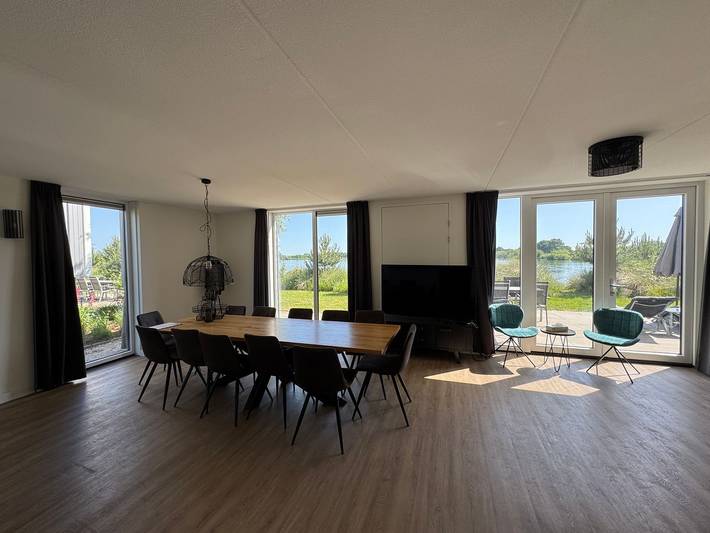 Ferienhaus für 12 Personen, mit Terrasse und Garten sowie Seeblick in den Niederlande - 3