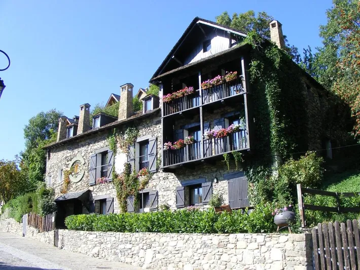 Hotel for 2 people, with garden and view as well as terrace - 1