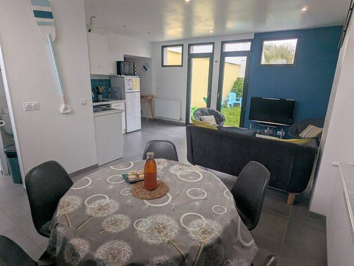 Gîte pour 6 personnes, avec jardin