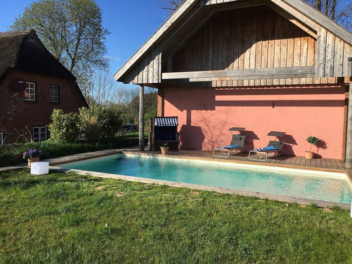 Ferienwohnung für 2 Personen, mit Seeblick und Pool sowie Garten in Wittensee - 3