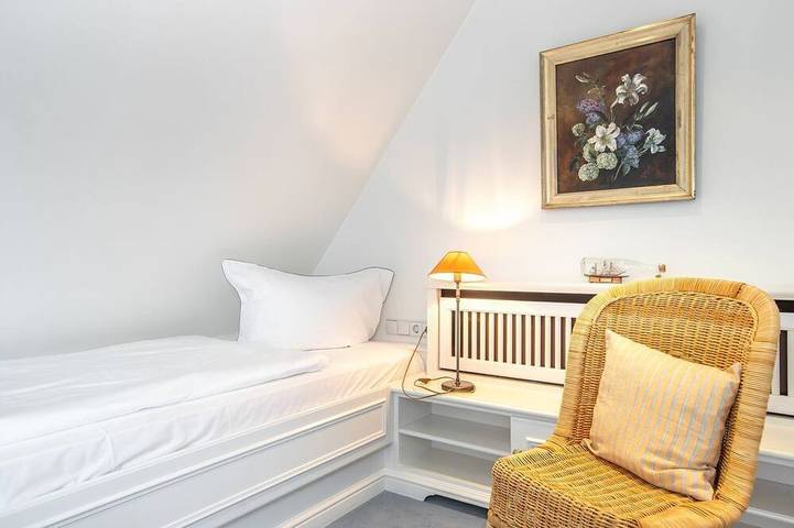 Ganze Wohnung, Tüchter - Tüchter - tolle Ferienwohnung in Südostlage wenige Gehminuten vom in Keitum, Sylt (Gemeinde)