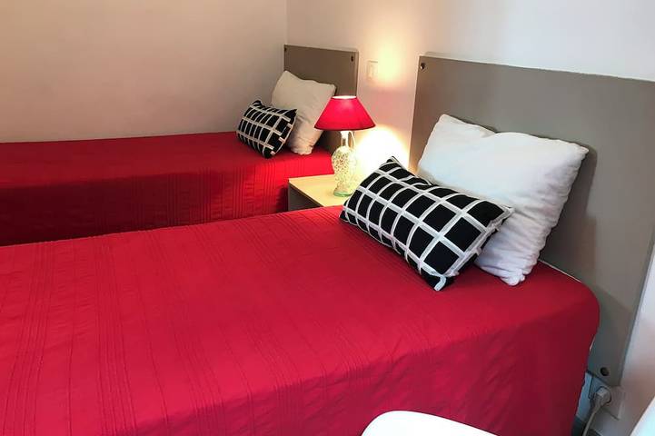 Gîte pour 4 personnes, avec balcon et jardin dans La Grande Plage (La Ciotat) - 4