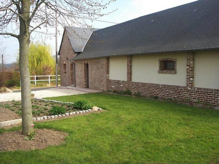 Location de vacances pour 6 personnes, avec vue et jardin à Nibas - 2