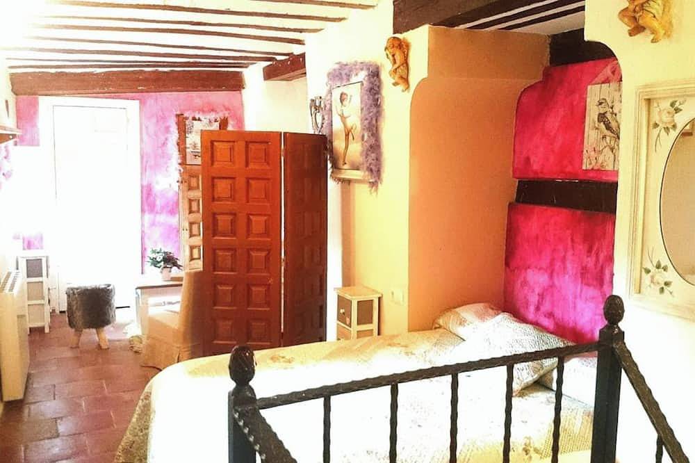 Homerez - Charming House in Cuenca - City View in Cuenca, Cuenca Province