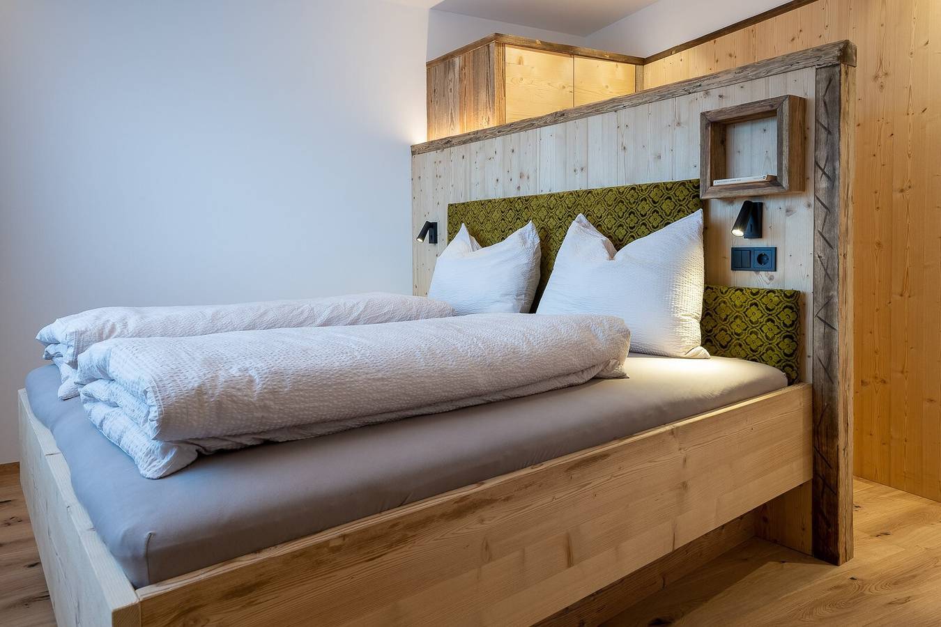 Appartement entier, Appartement Ladinser Hof Sternenhimmel avec vue sur les montagnes et terrasse privée. in Tiosels, Castelrotto