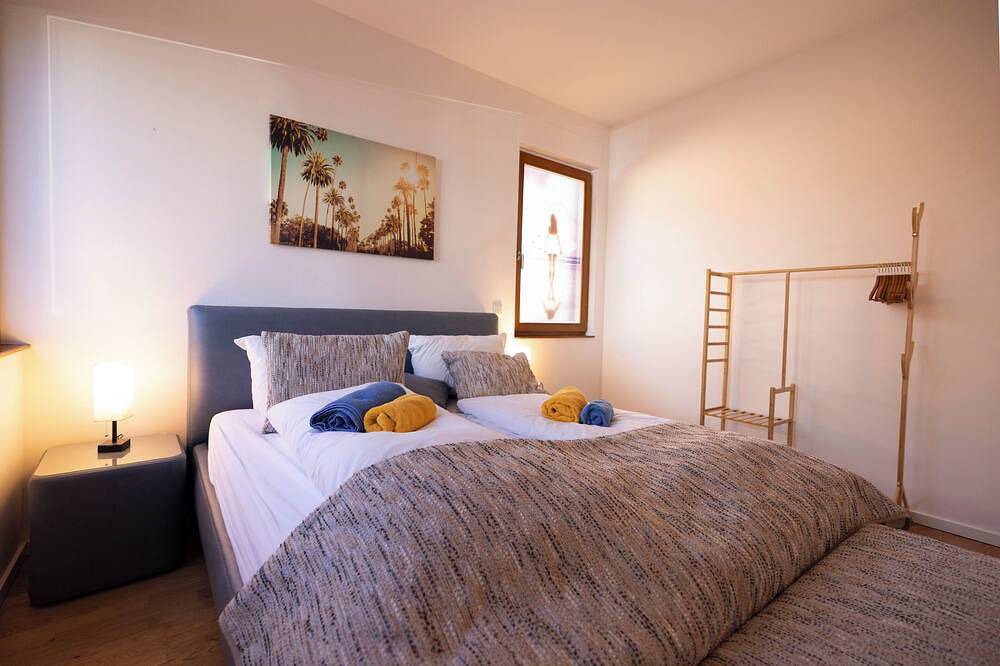 Ganze Wohnung, Fewo Partners - Fewo California Dreaming 93qm mit Garten Nähe Ber in Wildau, Dahme-Seengebiet