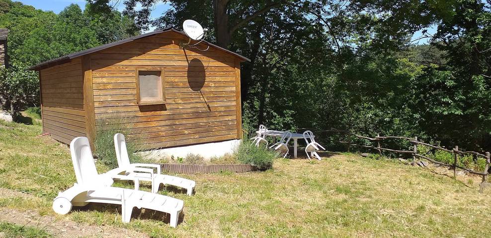 Maison de campagne pour 4 personnes, avec jardin à Vialas